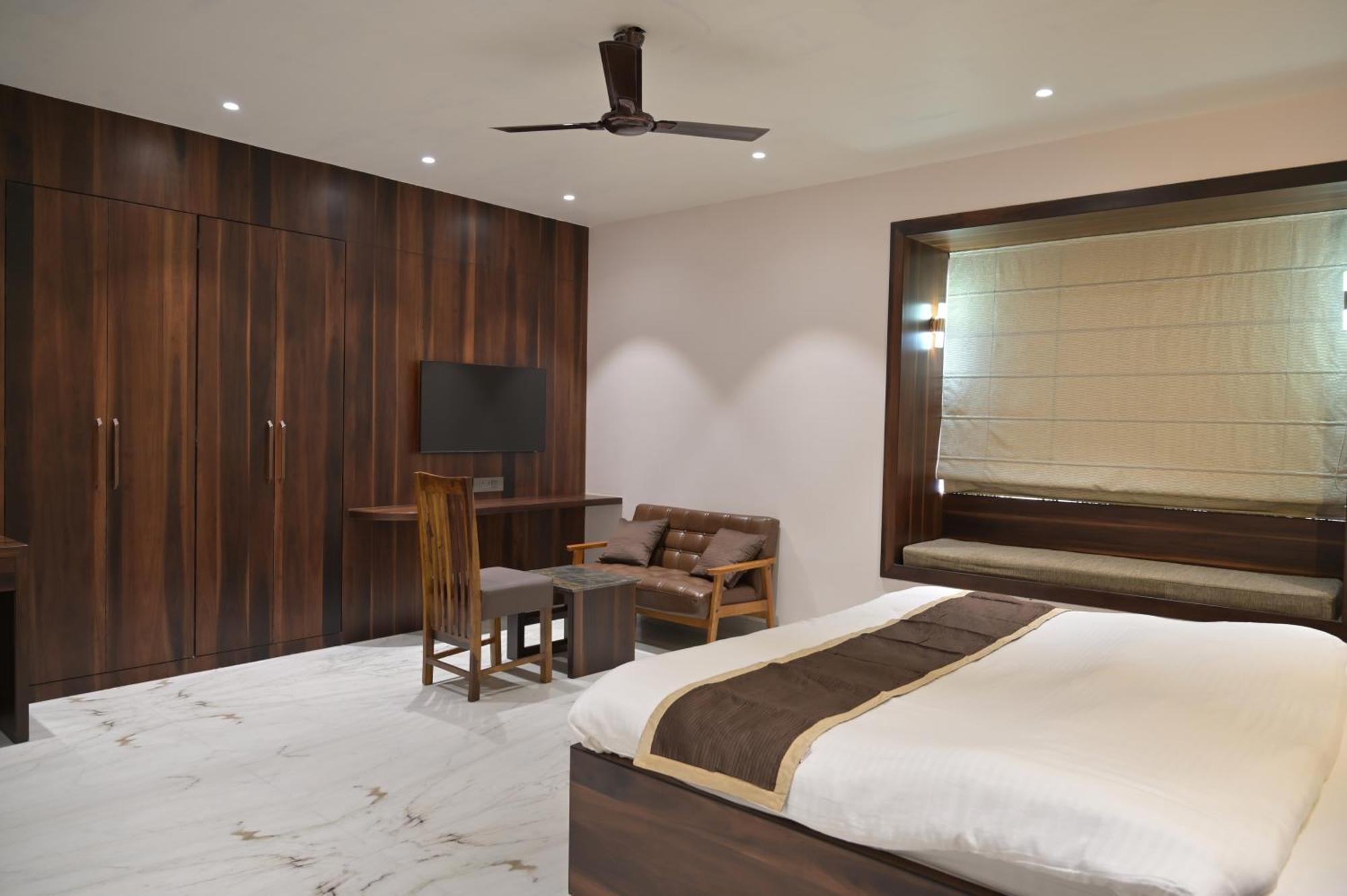 Kitty House Hotel Kolkata Exterior photo